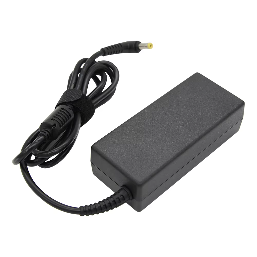 Сетевое зарядное устройство Lzumus 65W PD с кабелем